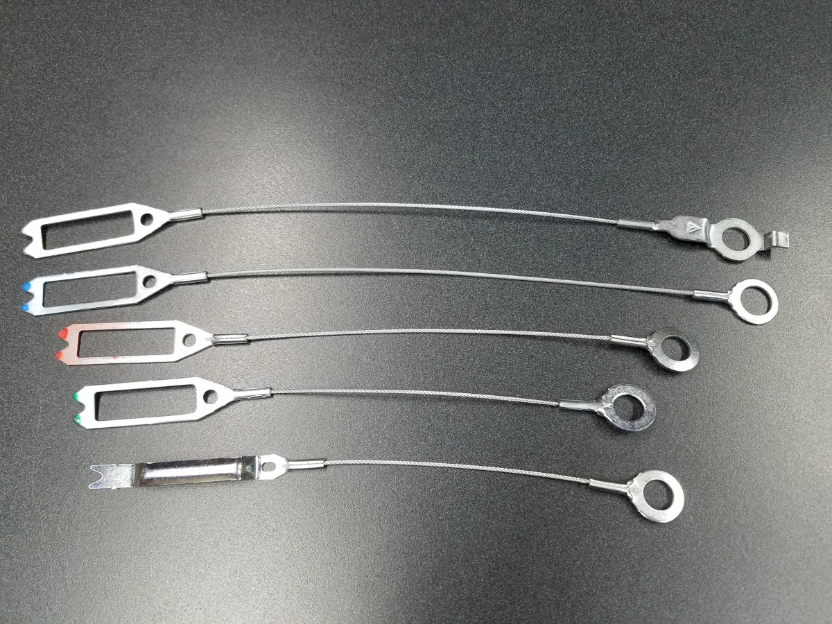 Full range of self adjusting cables for drum brakes